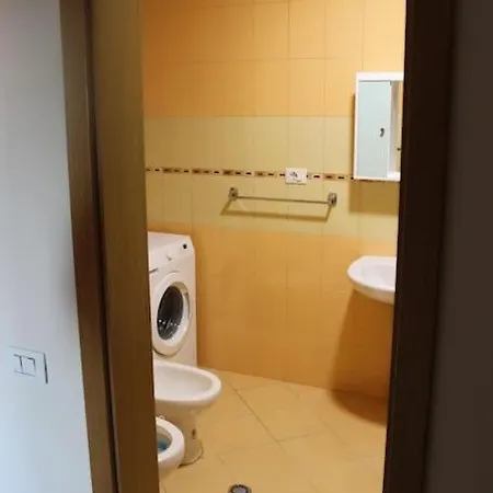 Lavandula Ring ティラナ