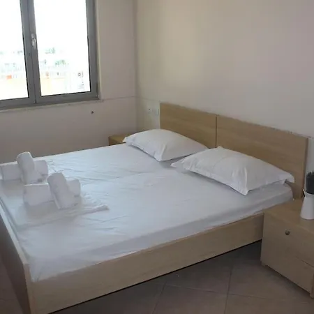 Lavandula Ring * Tirana